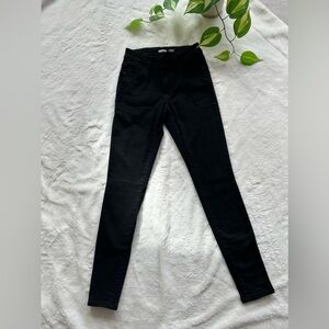 Black rockstar super skinny mid-rise jeans, perfect like new, size 0
